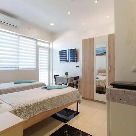 Апартаменты Step *