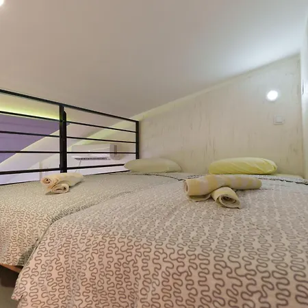 Апартаменты Step *