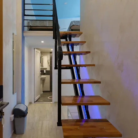 Step Apartment