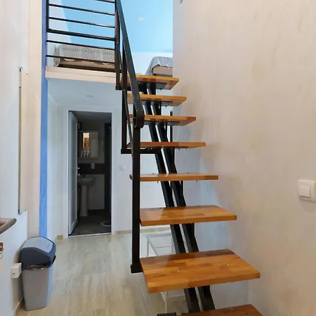 Apartment Step